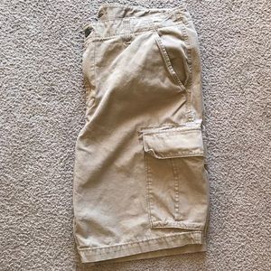 Tan Old Navy cargo shorts